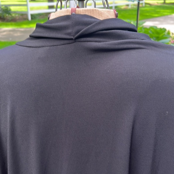 Women’s black jacket Avenue 22-24 EUC - Picture 4 of 5